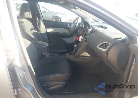 2016 Dodge Dart Sxt z USA, uszkodzony, nr VIN 1C3CDFBB4GD531602